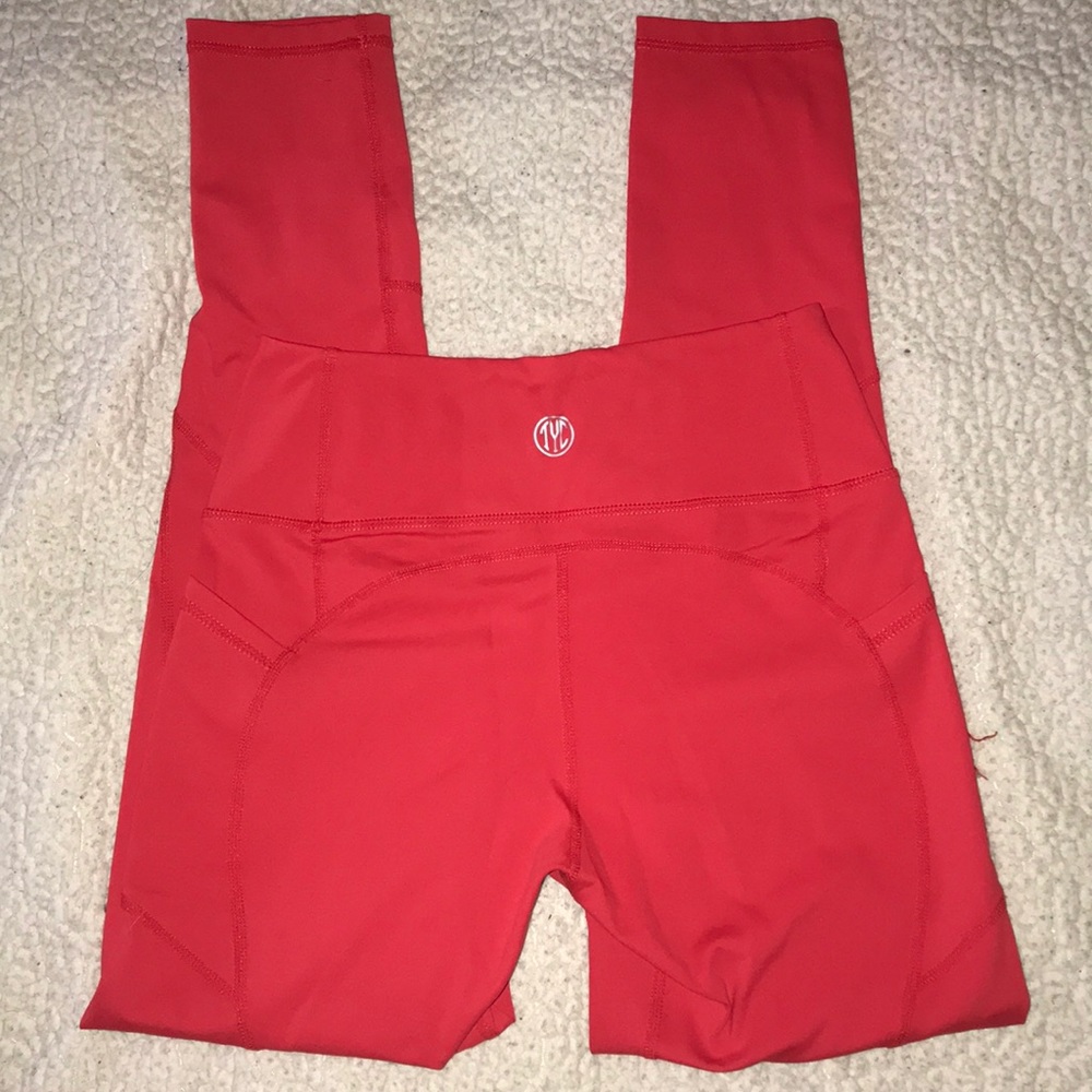 Red Til You Collapse leggings